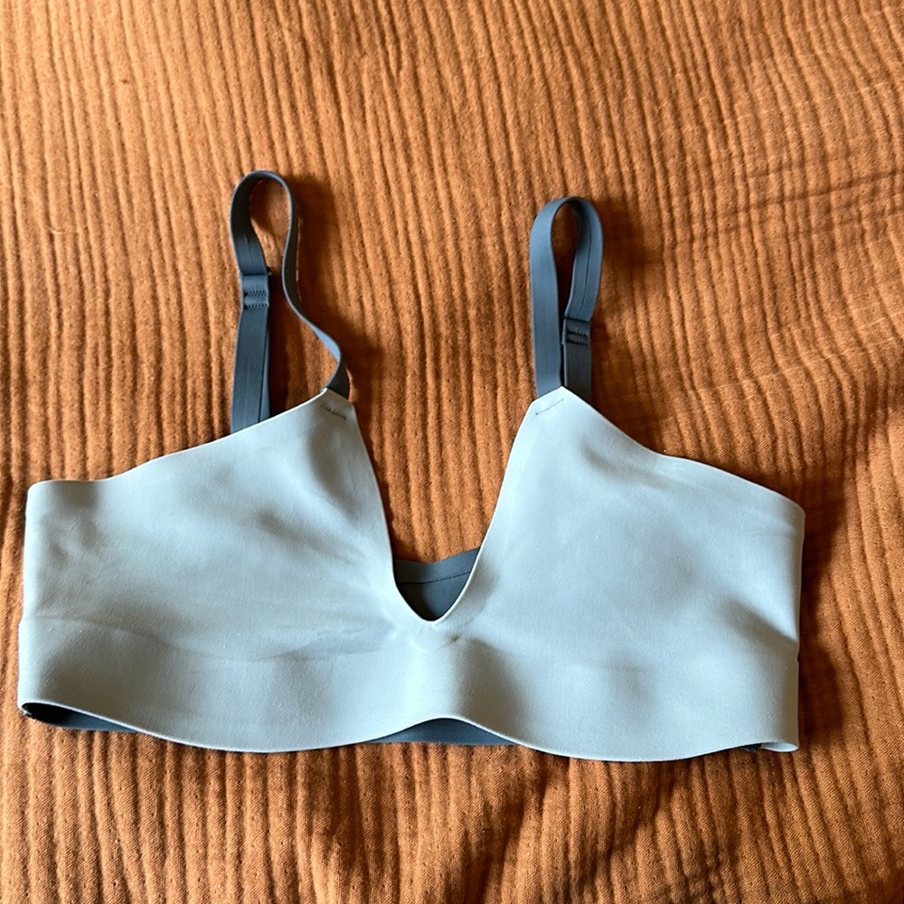 Brand new parade bralette